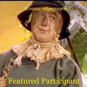 Featured Yellow brick road cowardly lion 😂@nananellasrooms